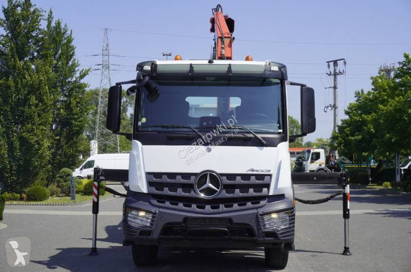 Jeřáb Mercedes Arocs 1827 4x2 / 70 tys km!!! /...