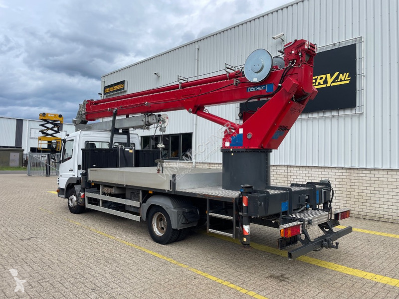 Grua Böcker AK 35/3000 SPS
