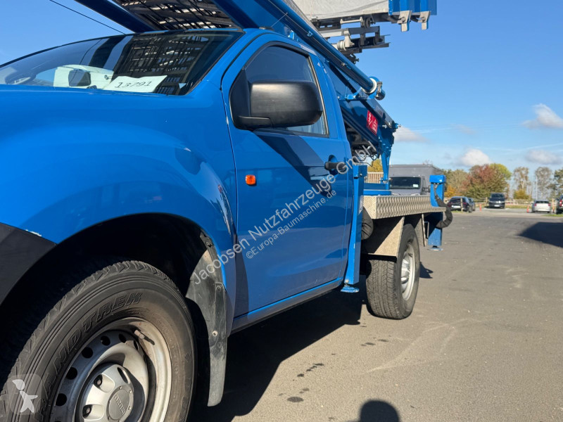 Dźwigi Isuzu D-MAX  4x4 Allrad Möbellift...