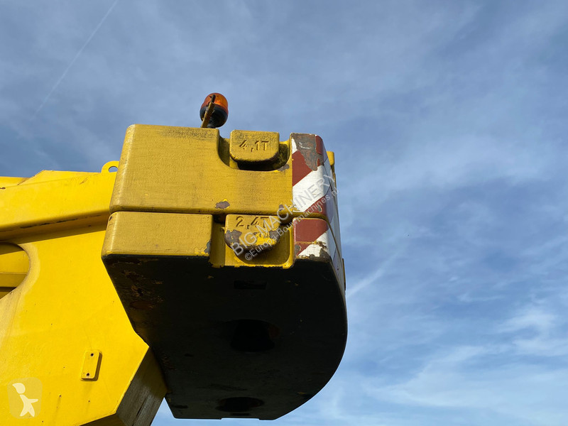 Grua Liebherr 1055/1