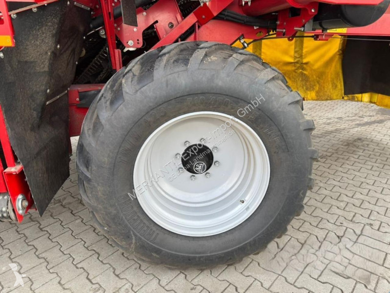 Specialiserade odlingar Grimme  SE 260 UB