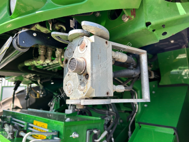 زراعات متخصصة John Deere 8400i PREMIUM USED