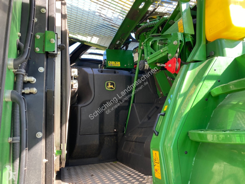 John Deere  9700 i specialised crops