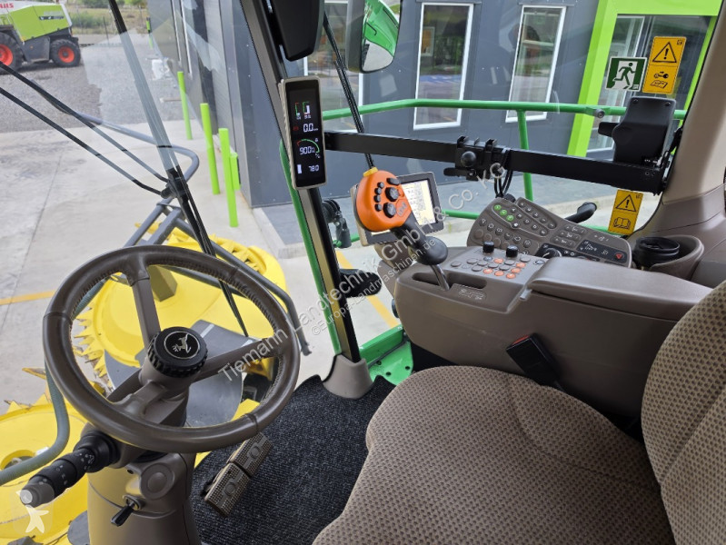 John Deere  8400 mit Kemper 460 Plus silage