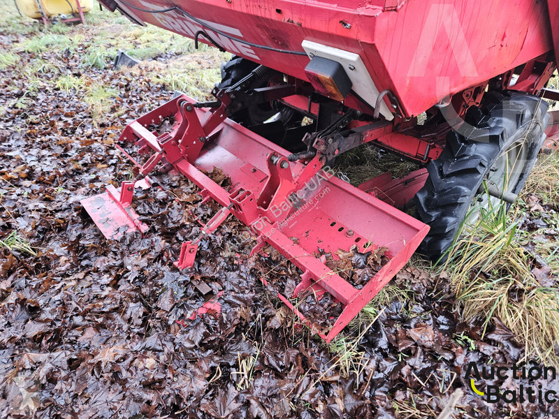 Specialiserade odlingar Grimme GL 32 B