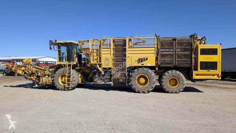 Ropa TIGER V8-3 beet harvester / 6000 MTH...