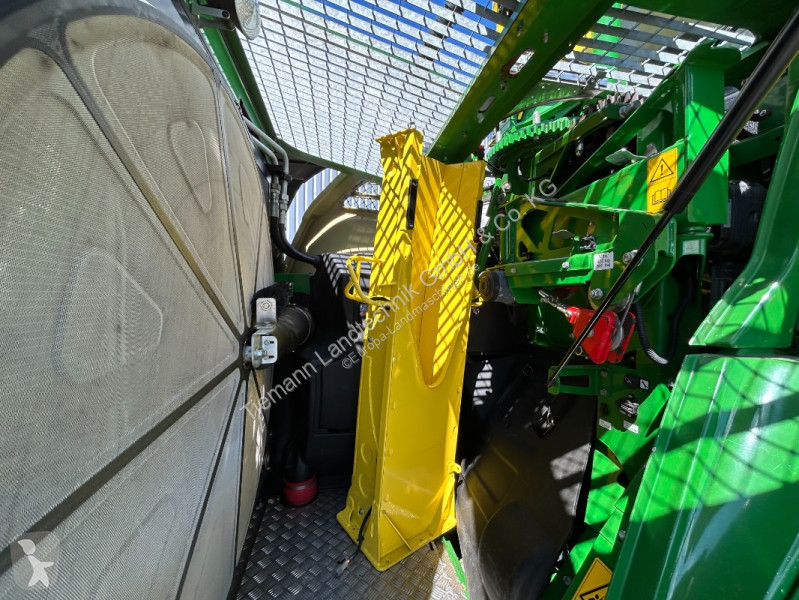 زراعات متخصصة John Deere 8400i PREMIUM USED