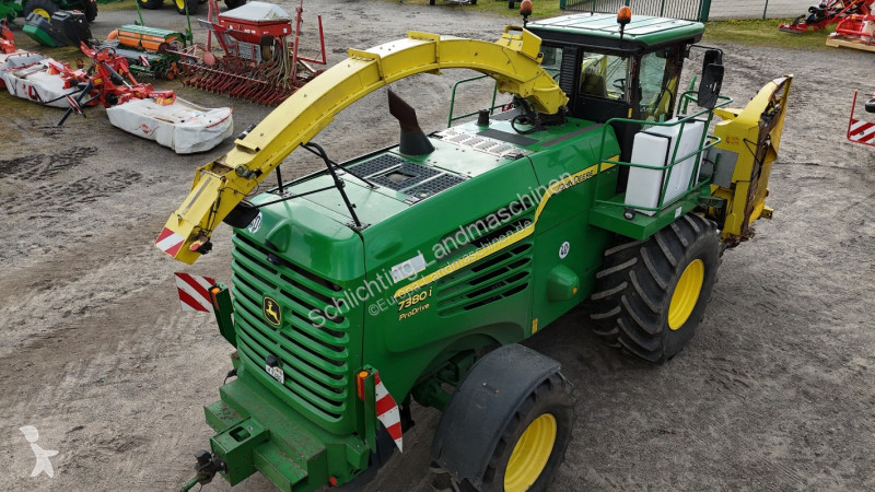 Ensilaje John Deere  7380i ProDrive mit 8 rhg...