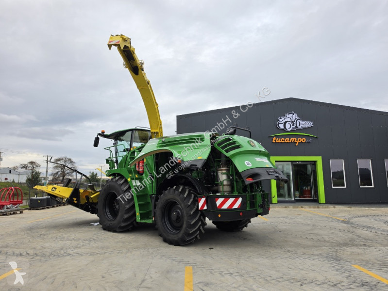 John Deere  8400 mit Kemper 460 Plus silage