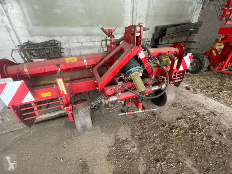 Specialiserade odlingar Grimme  Dammfräse GF 75-4