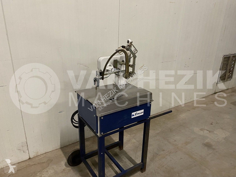 Colture specializzate  Cyklop bindmachine