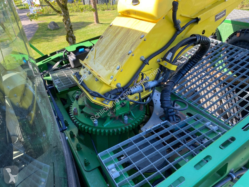 John Deere  9700 i specialised crops