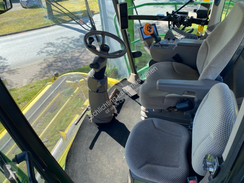 John Deere  9700 i specialised crops
