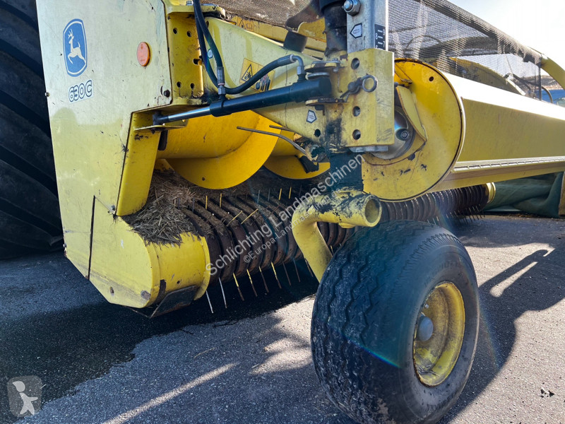 Ensilaje John Deere  7380i ProDrive mit 8 rhg...
