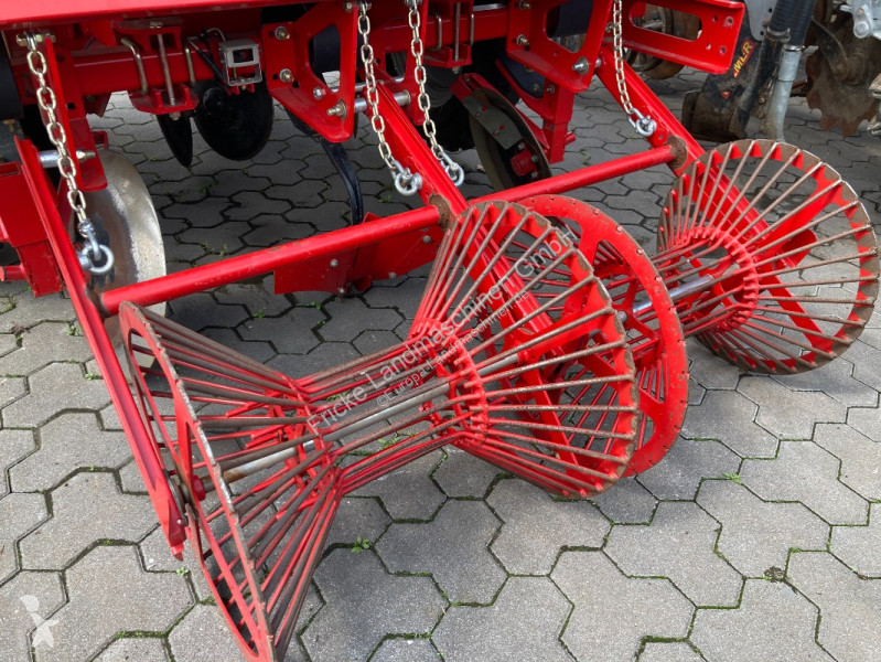 Specialiserade odlingar Grimme  GL 32B