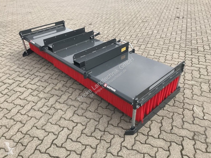 Équipements   Kehrbesen KB 28