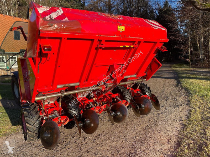 Specialiserade odlingar Grimme  GL 34 KL