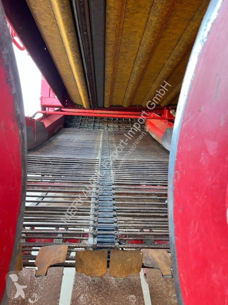 Specialiserade odlingar Grimme  SE 260 UB