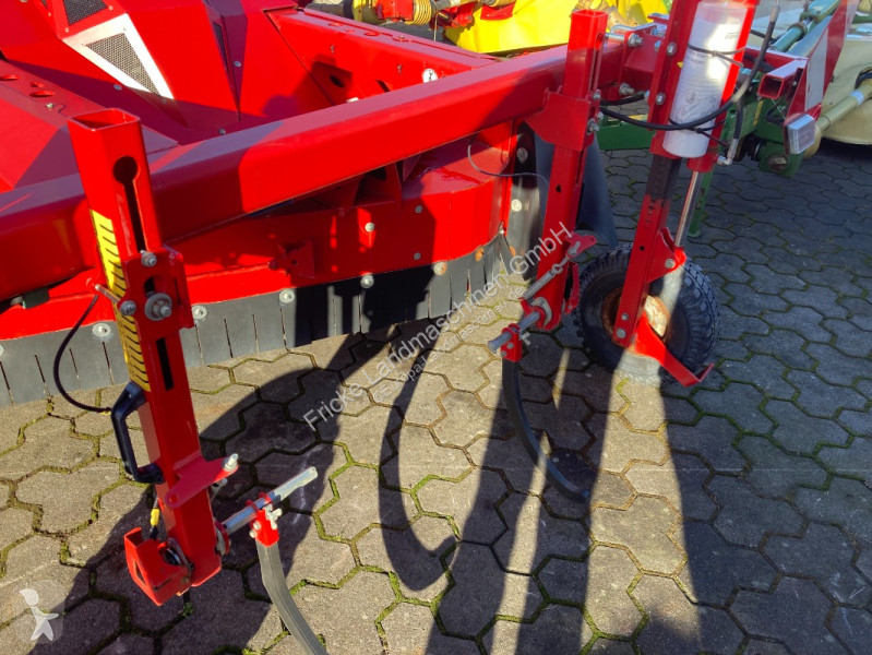 Specialiserade odlingar Grimme  VT 220