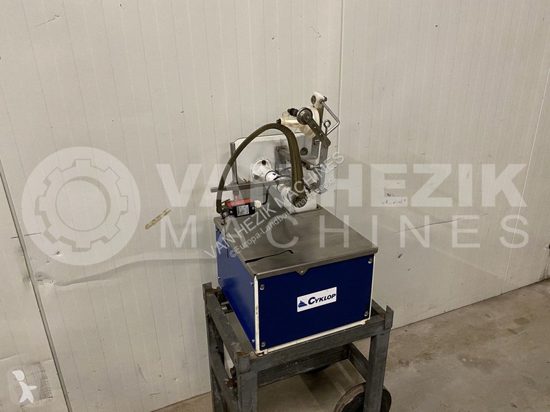 زراعات متخصصة  Cyklop bindmachine