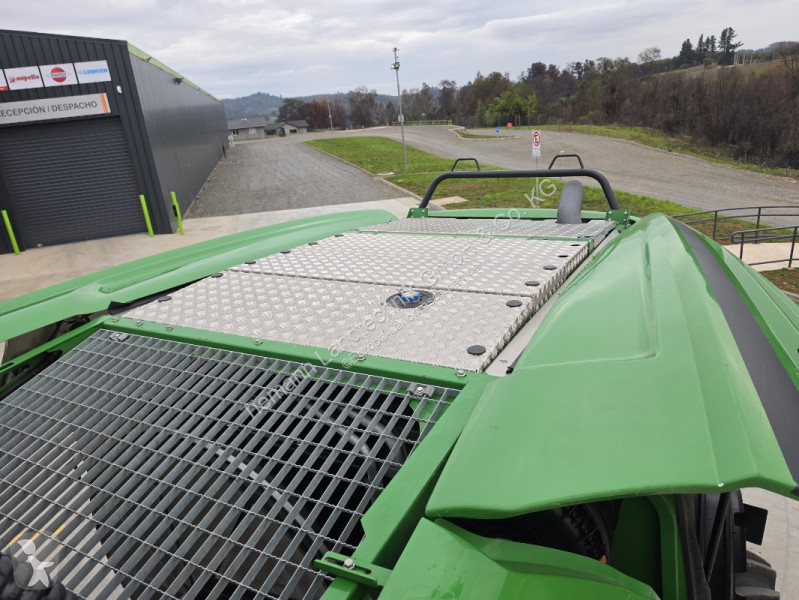 John Deere  8400 mit Kemper 460 Plus silage