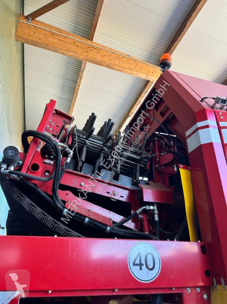 Specialiserade odlingar Grimme  SE 260 UB