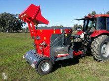 Distribution fourrages Kramer MINOS compacte voer mengwagen