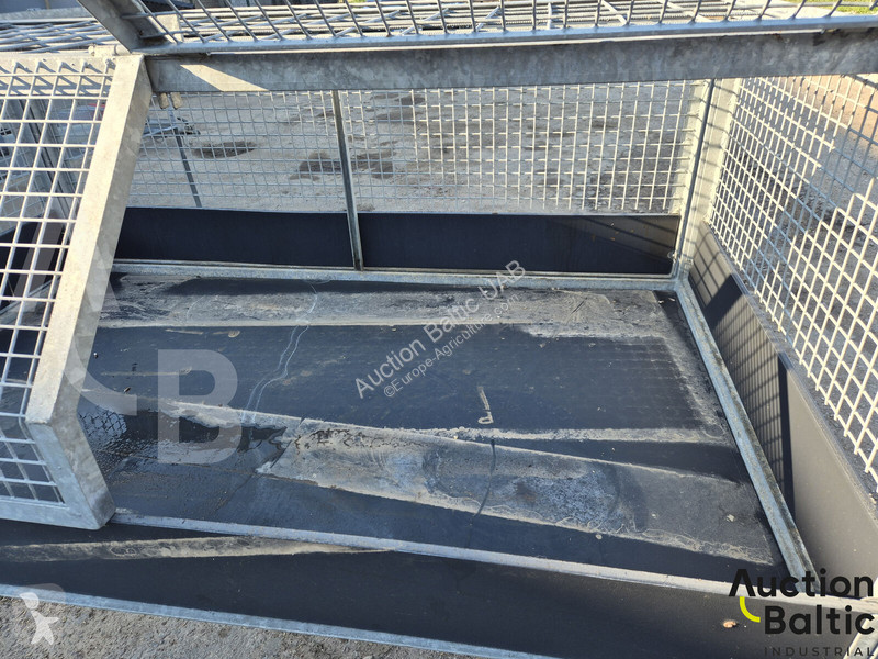 Material för boskapsskötsel  cages (35 units)