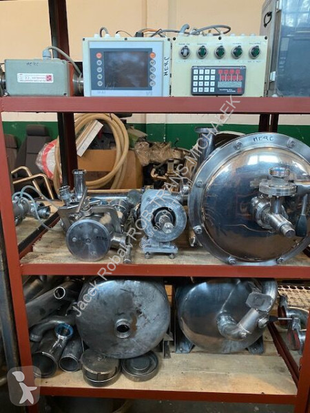 Materiale di allevamento  Autre équipement de...