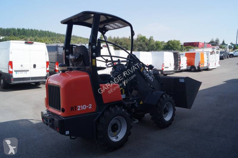 Matériel d'élevage Kubota RT210-2