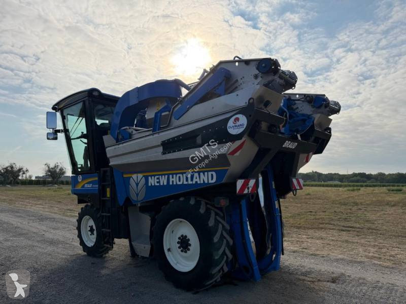 زراعة الكروم New Holland BRAUD 9040M
