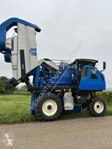 Vinodling New Holland  Braud VM460