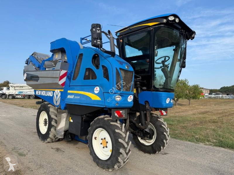 زراعة الكروم New Holland BRAUD 9040M