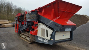 Trituración, reciclaje Sandvik QE241 cribadora usado