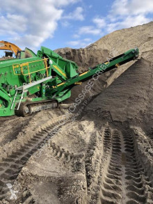 Crible McCloskey R155 scalpeur sur chenilles