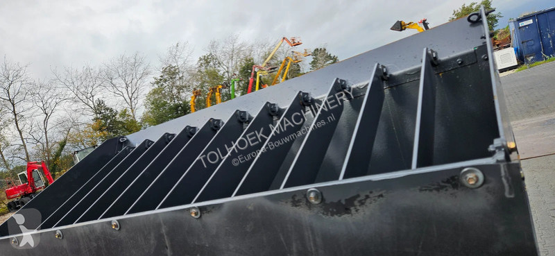 Трошене, рециклиране Powerscreen MFG 480...