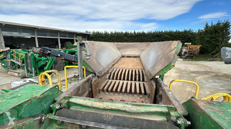 تفتيت، إعادة التدوير McCloskey J40V2