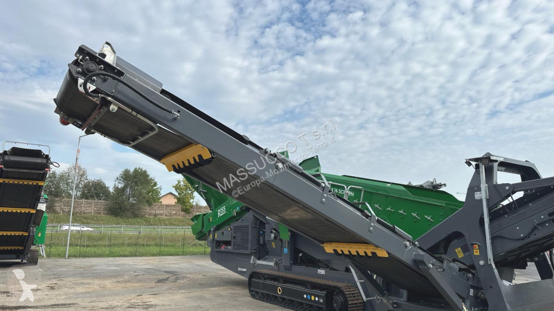 تفتيت، إعادة التدوير McCloskey R155