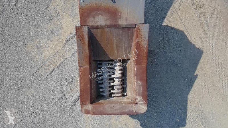 Drvenie, recyklácia Arjes Impaktor 250 EVO