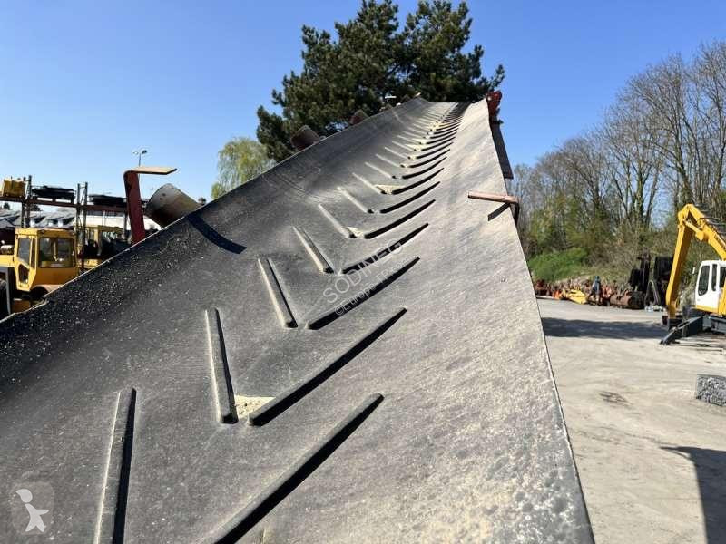 Drvenie, recyklácia Terex  FINLAY SUPERTRAK 694