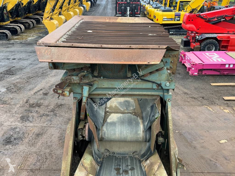 تفتيت، إعادة التدوير Powerscreen Chieftain 1800...