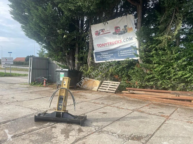 Breken, recyclen  SB30 Hydraulic Breaker Skid...