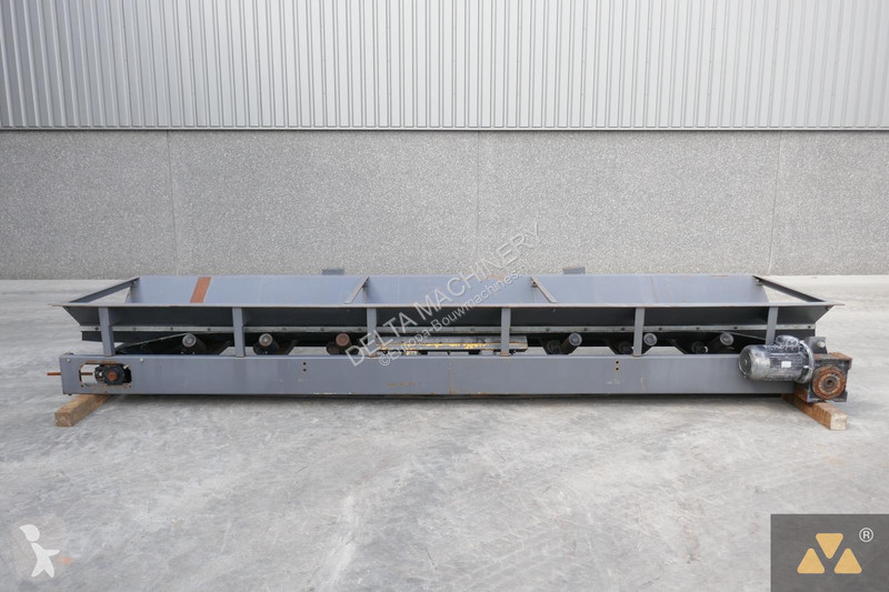 Kruszenie, recykling  Cross conveyor