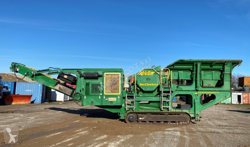 تفتيت، إعادة التدوير McCloskey J40 V2