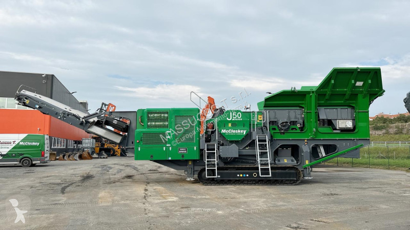 تفتيت، إعادة التدوير McCloskey J50
