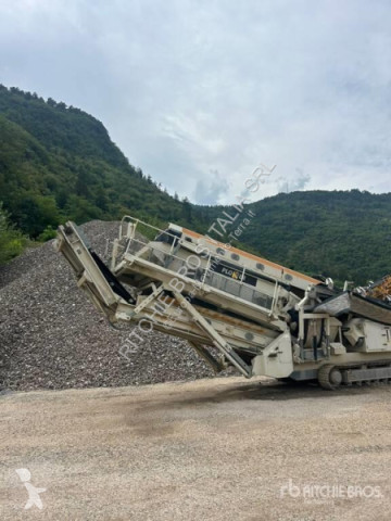 تفتيت، إعادة التدوير Metso Lokotrack ST352
