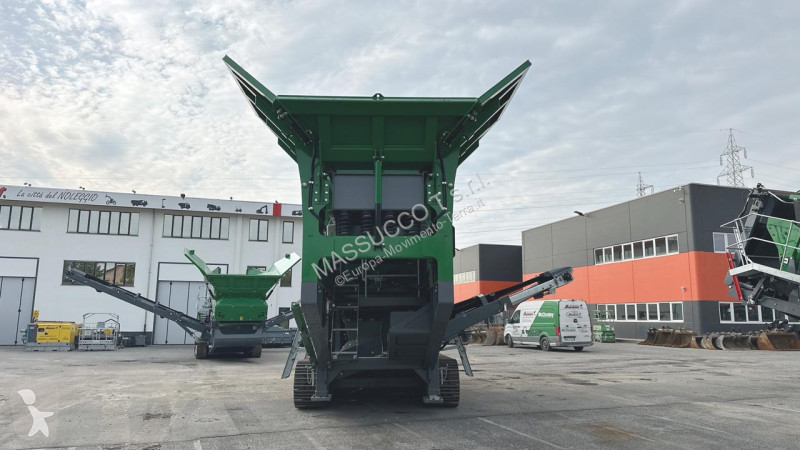 تفتيت، إعادة التدوير McCloskey J50