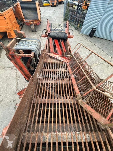 Drcení, recyklace Terex 883