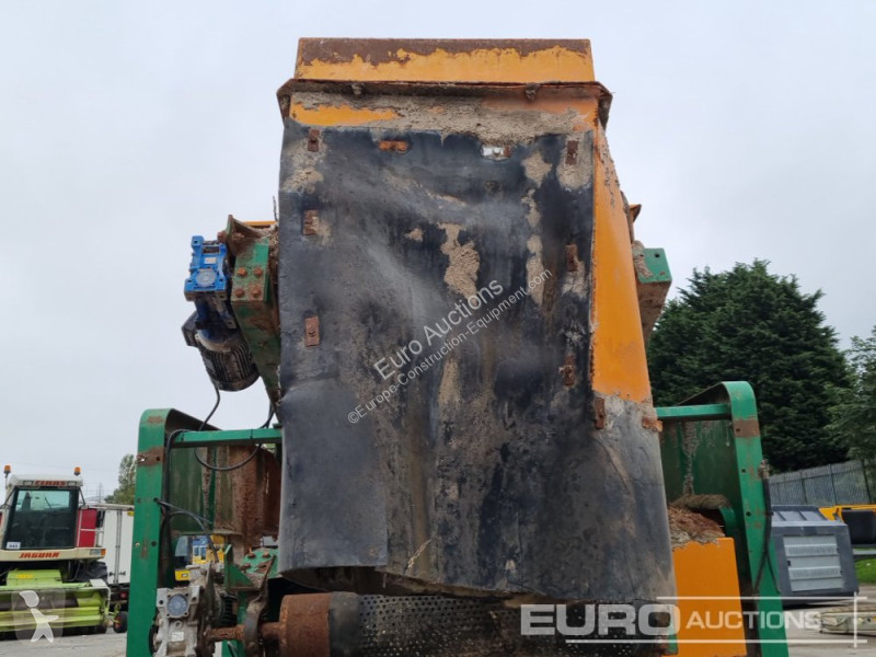 Concasare, reciclare  MAX X TRACT
