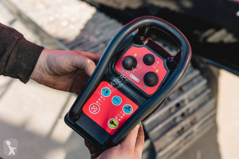 تفتيت، إعادة التدوير Red Rhino 8000